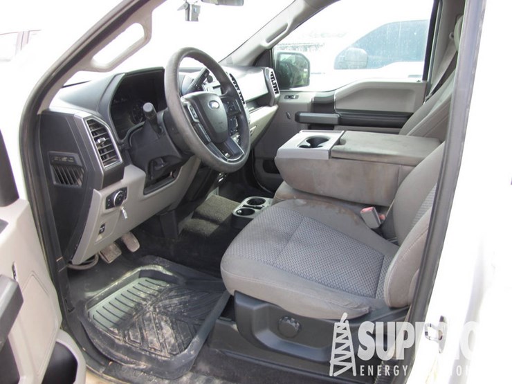 2018-ford-f-150-xlt-crew-cab-pickup-image-7
