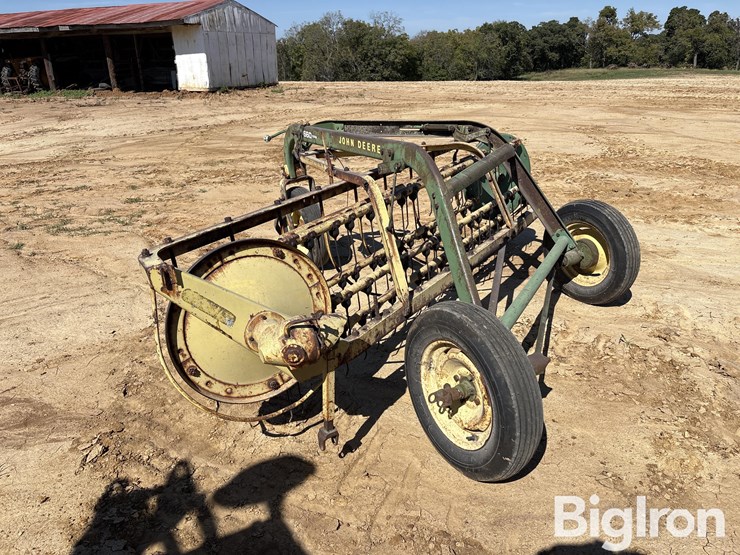 john-deere-660-rake-image-7
