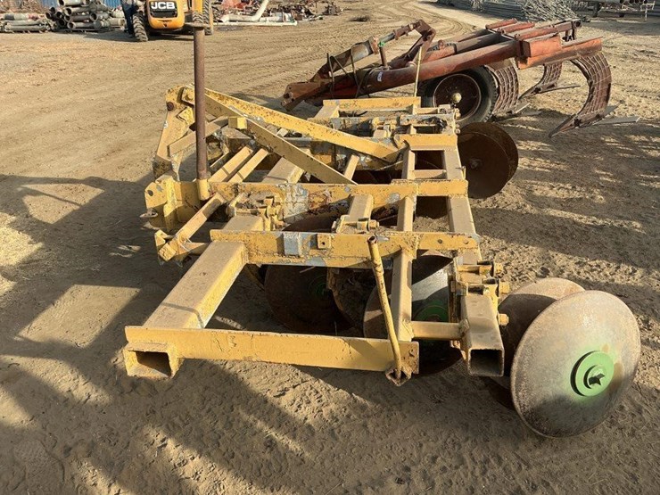 custom-3-pt-6-blade-disc-ridger-image-7