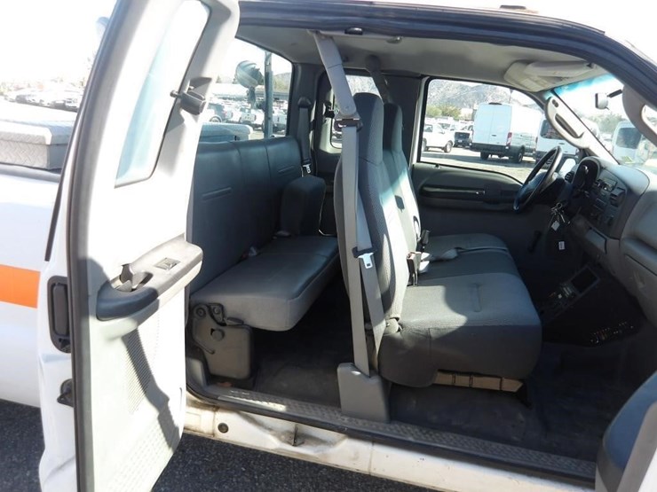2006-ford-f250-image-12