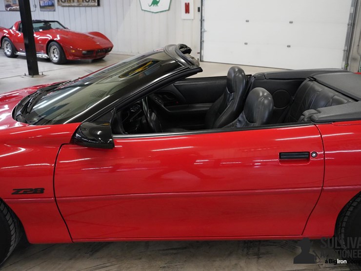 run-#57---1994-chevrolet-camaro-z28-convertible-image-16