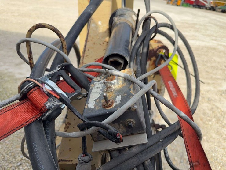 land-pride-rcp2560-3-point-side-boom-mower-image-22