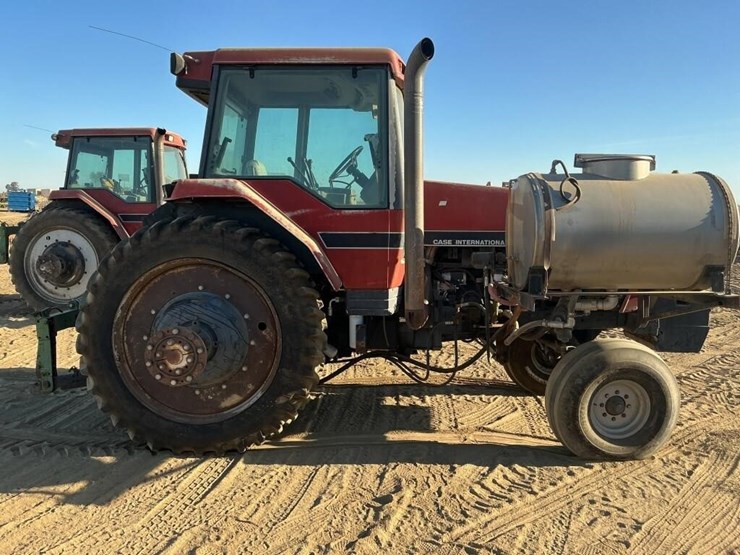 case-ih-7220-tractor-image-5