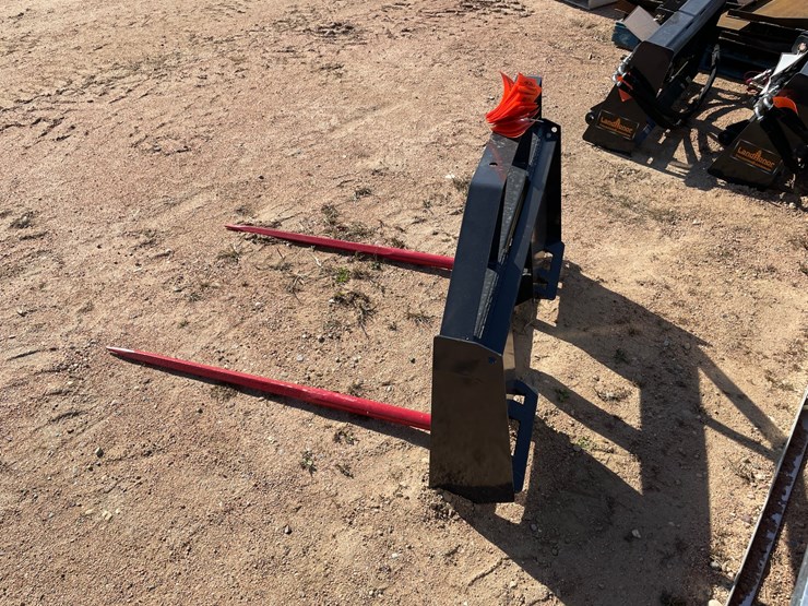 #4099-•-landhonor-bale-spear-frame-attachment-image-4