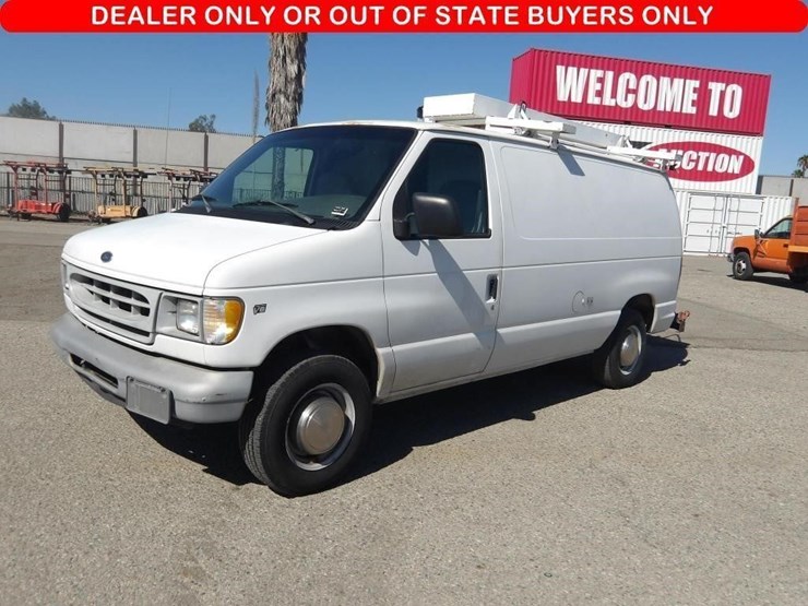 1998-ford-e250-image-1