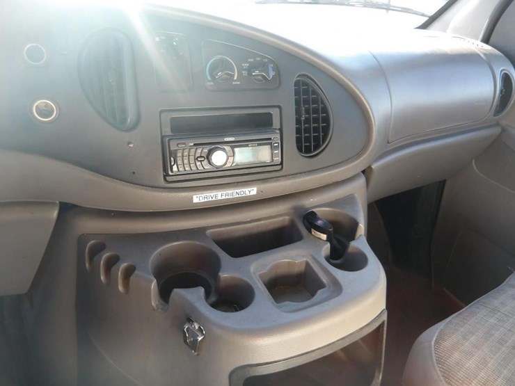 2002-ford-e350-image-20