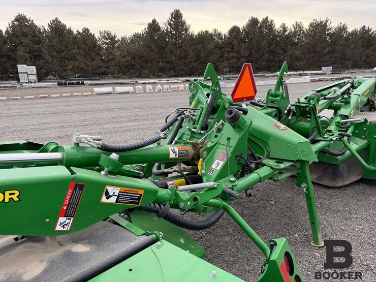 john-deere-front/rear-moco-combo-mower-image-28