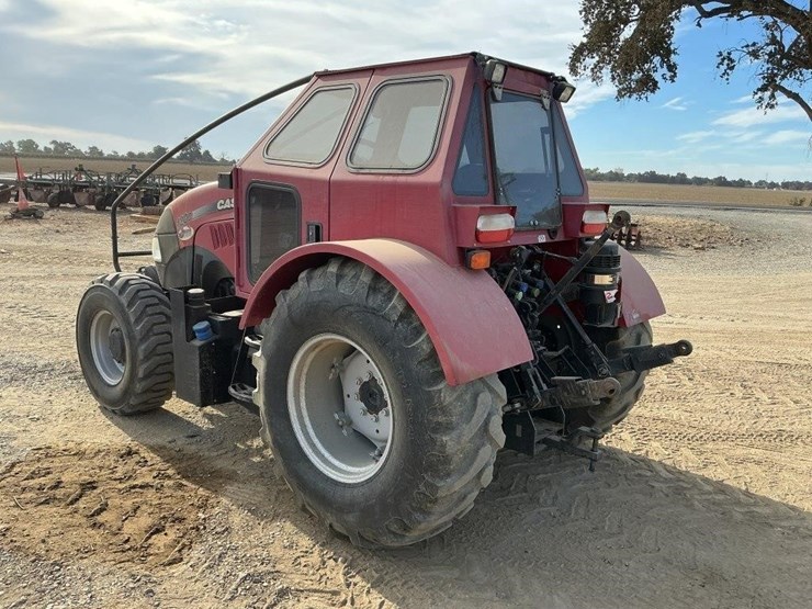 case-ih-120c-tractor,-mfwd,-1-owner-image-5