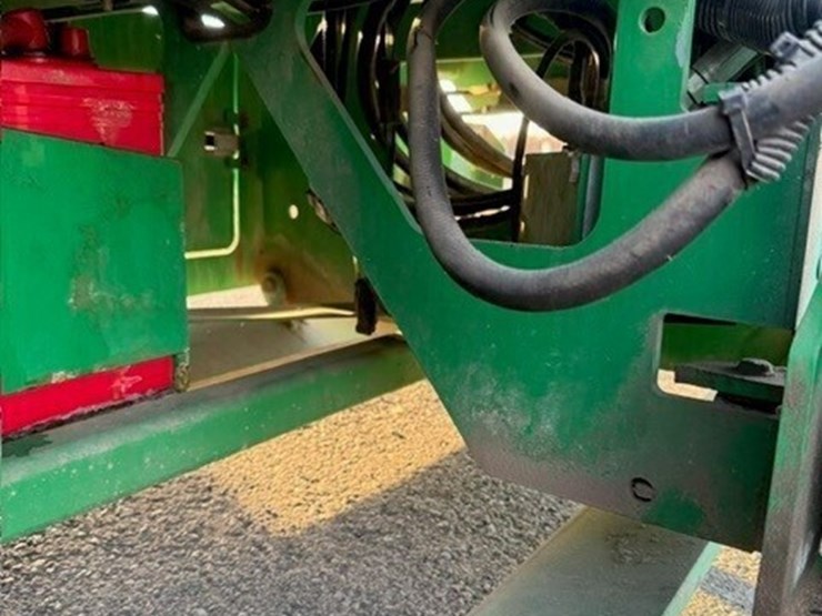 2008-genie-gs-2632-scissor-lift-image-8