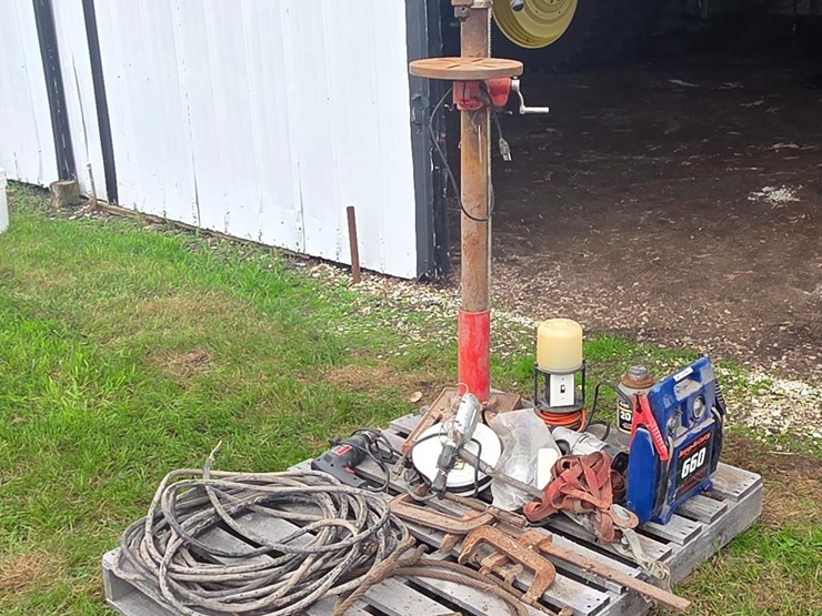 drill-press-&-tools-image-1