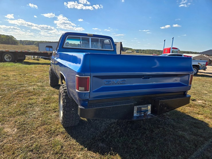 #25276-•-1986-gmc-k2500-pickup-truck-image-11