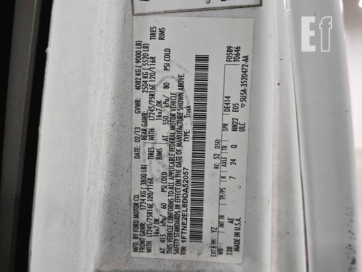 2013-ford-e250-image-24