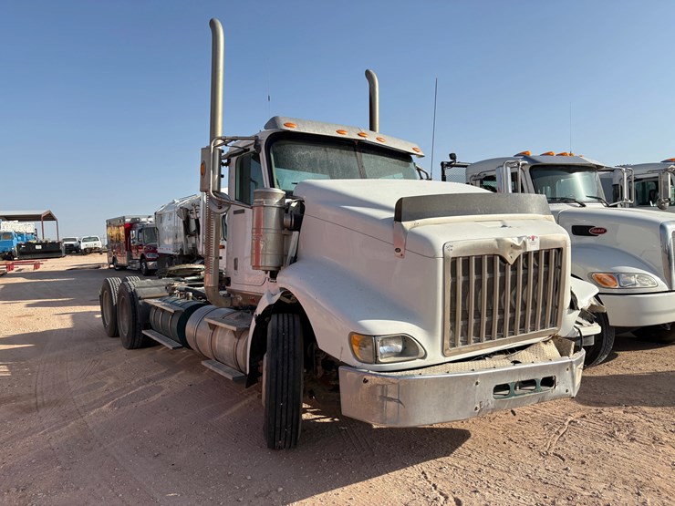 2011-international-paystar-5900i-t/a-daycab-haul-truck,-inop.-image-2