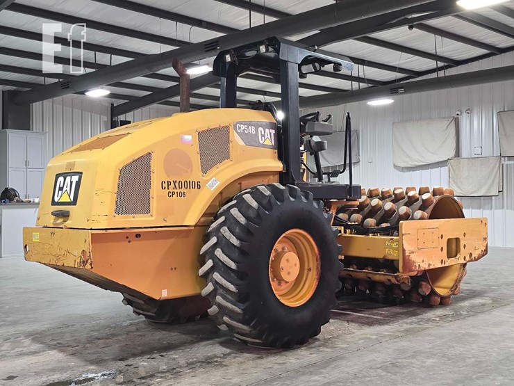 2012-caterpillar-cp54b-image-3
