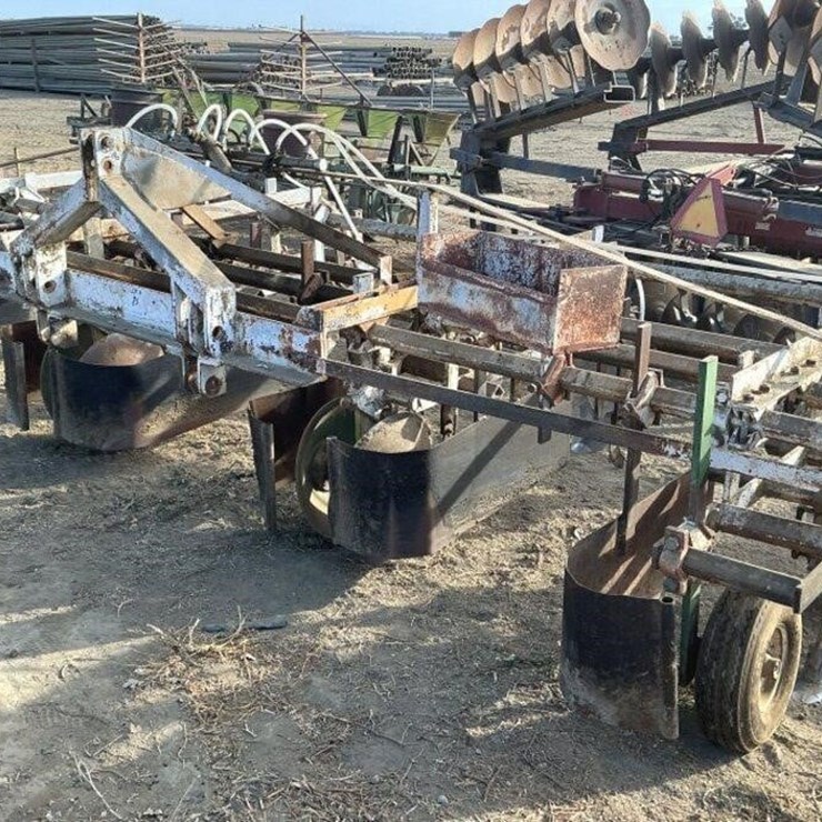 Custom 3-Pt 3-Row 60" Cultivator