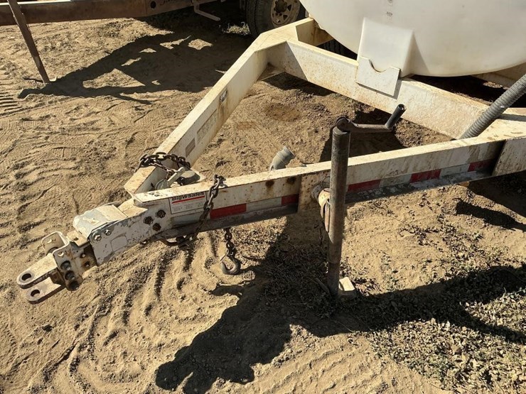 big-w-1600g-poly-tank-mixing-trailer-image-7