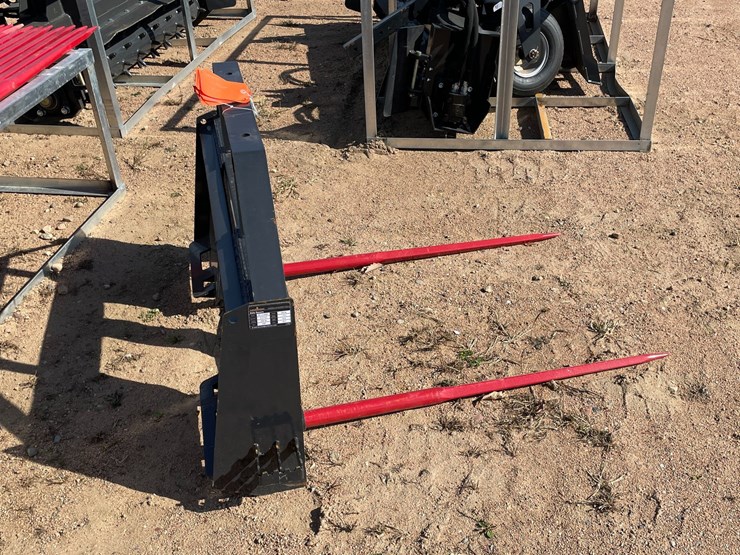 #4105-•-landhonor-skid-steer-bale-spear-attachment-image-6
