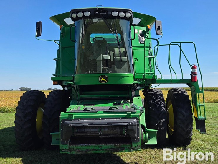 2010-john-deere-9670-sts-combine-image-2