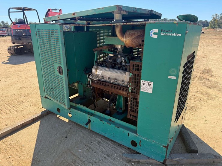 cummins-power-generation-commercial-stationary-diesel-generator-(96-actual-hours)-image-1