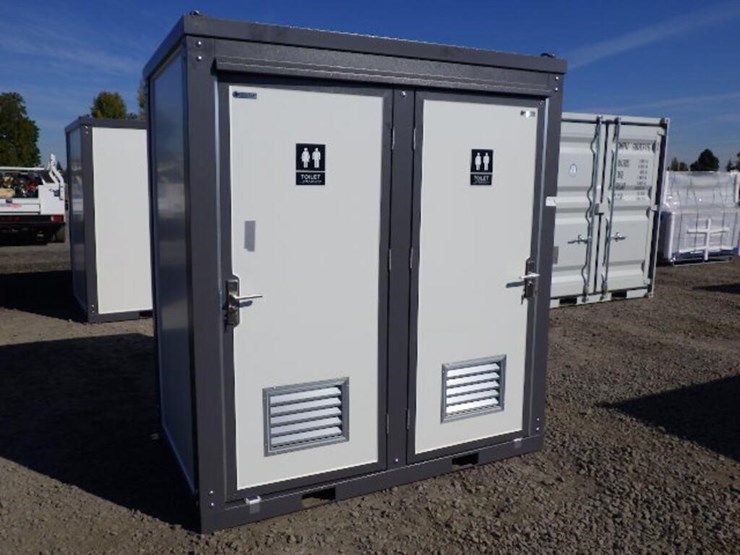 double-stall-portable-toilet-image-1