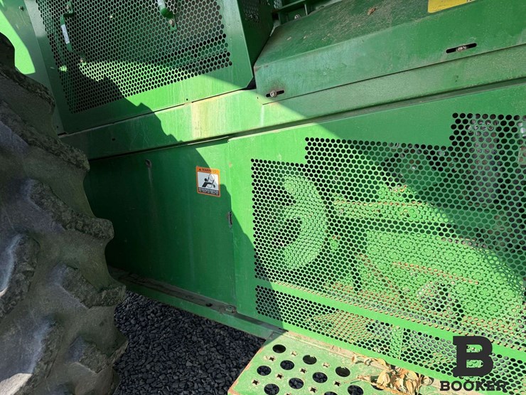 2012-john-deere-s670-combine-image-34