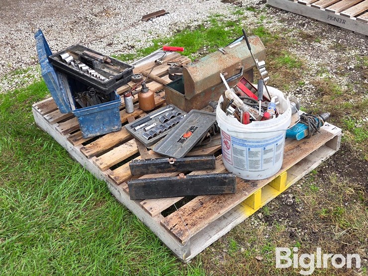 pallet-of-misc-tools-image-3