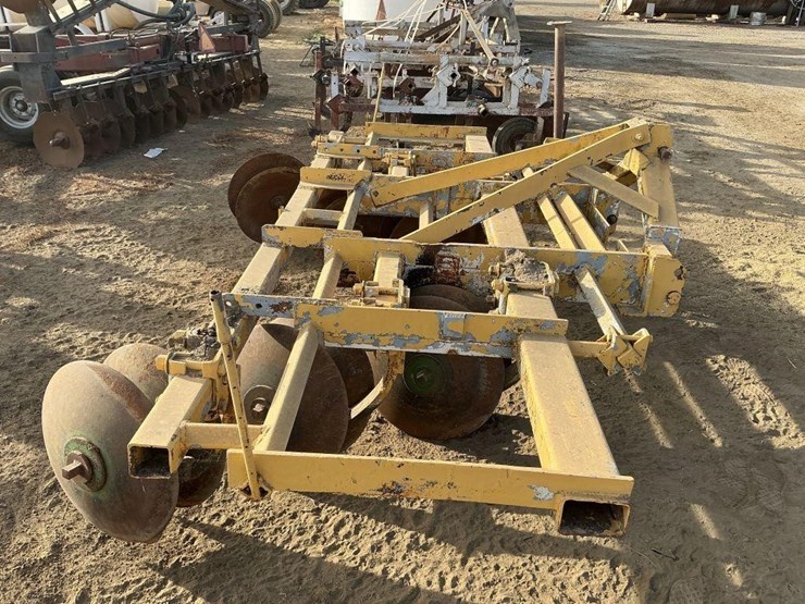 custom-3-pt-6-blade-disc-ridger-image-4