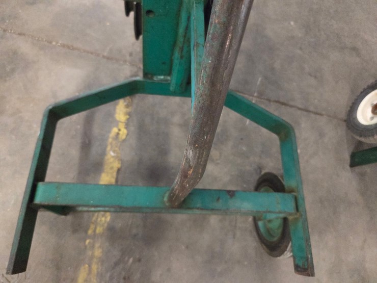 #96-•-greenlee-1800-pipe-bender-(missing-one-wheel)-image-4
