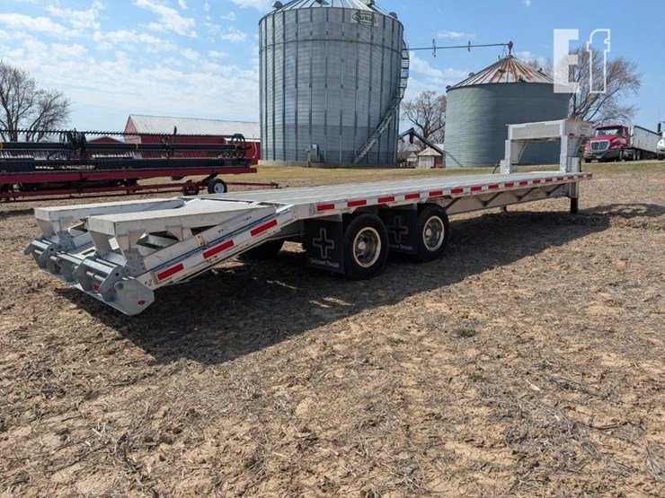 2013-crossman-gooseneck-trailer-image-5