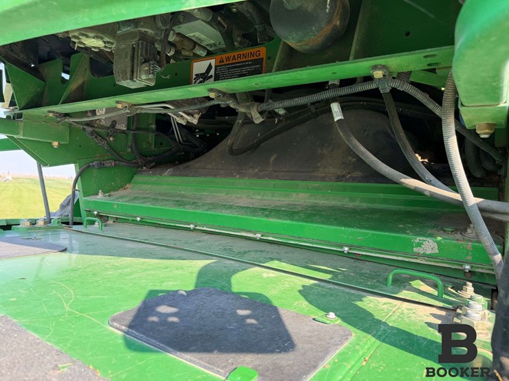 2012-john-deere-s670-combine-image-18