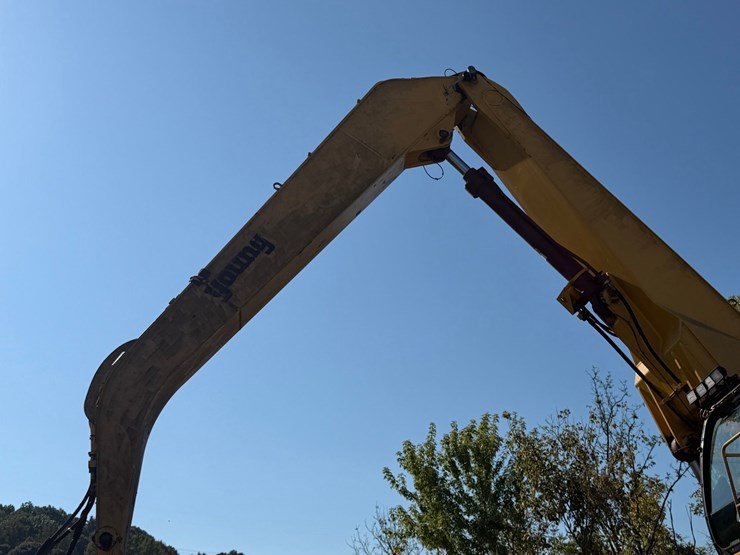 #4098-•-2015-john-deere-870g-lc-excavator-image-32