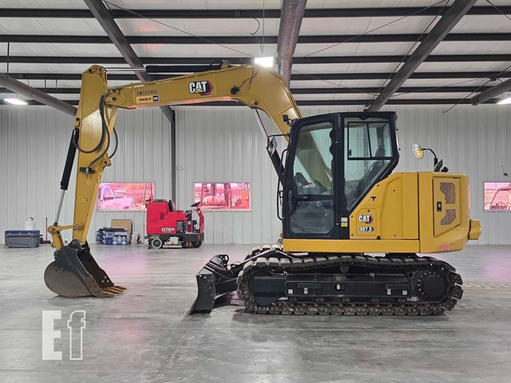 2023-caterpillar-307.5-image-5