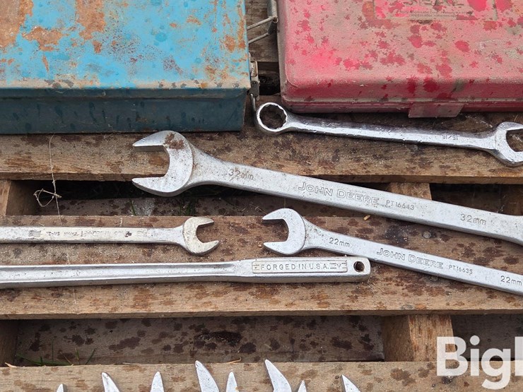combination-wrenches-&-power-tools-image-12