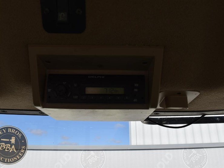 2010-john-deere-9530-image-42
