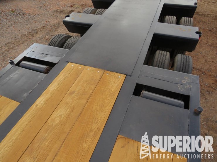 2004-kalyn-siebert-l80-4-60t-4-axle-narrow-neck-oilfield-lowboy-trailer-image-8