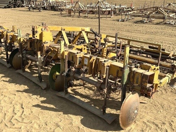 alloway-2040-3-pt-3-row-60"-cultivator-image-1