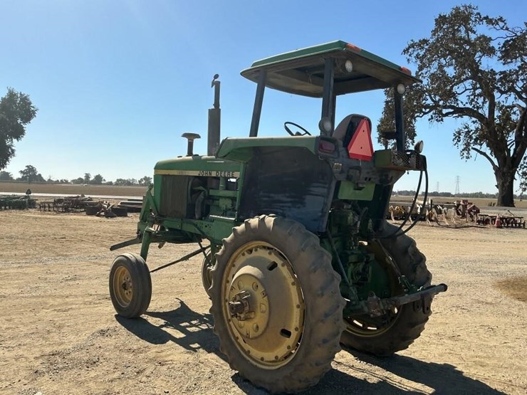 john-deere-4240-hi-crop-tractor,-powershift-image-5