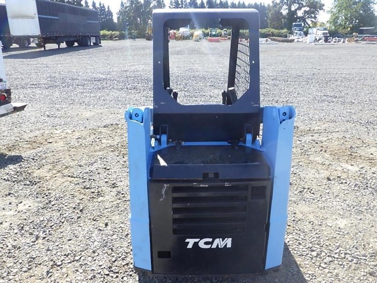 tcm-604-skid-steer-loader-image-4
