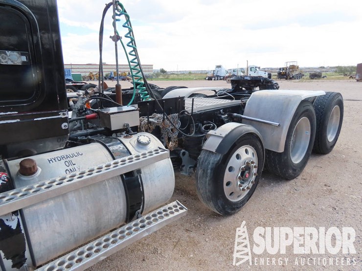 2012-western-star-4900-t/a-truck-tractor-w/pusher-axle-sleeper-image-6