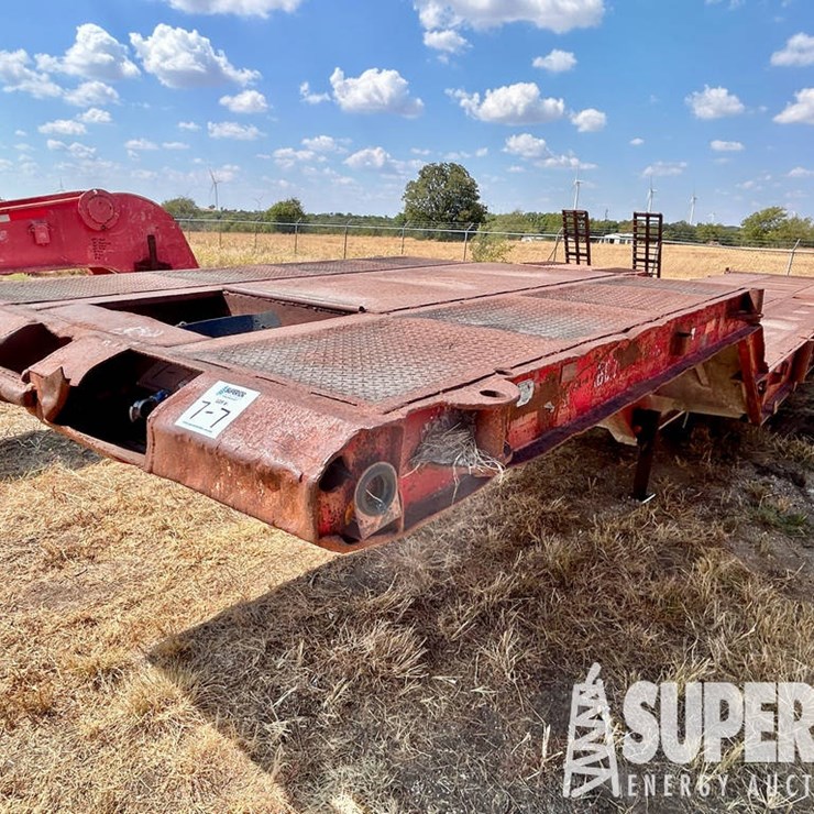 1976 FONTAINE 43'OAL 3-Axle Scissor Neck Trailer