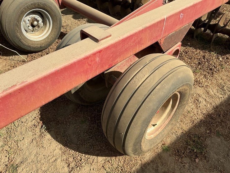 case-ih-770-23'-fold-up-wheel-disc-image-21