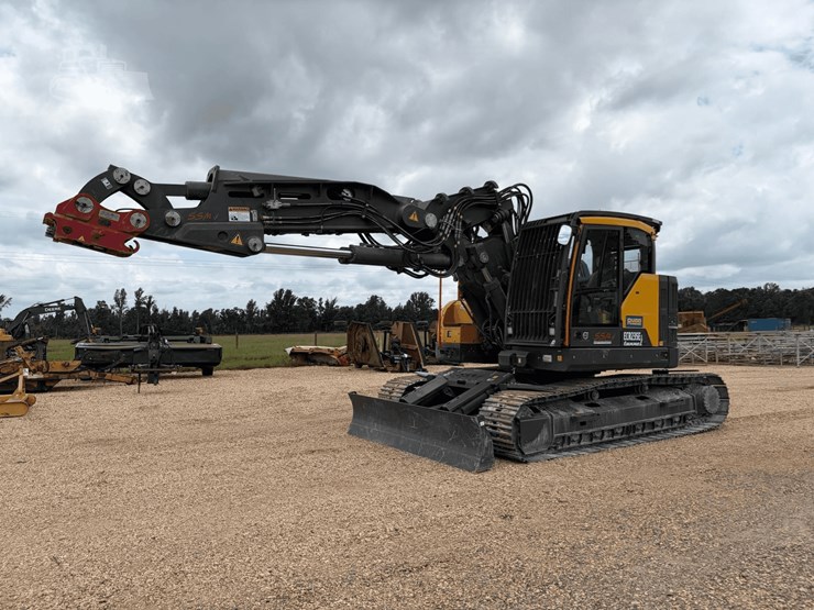 2025-volvo-ecr235el-tunnel-excavator,-22-actual-hours-image-1