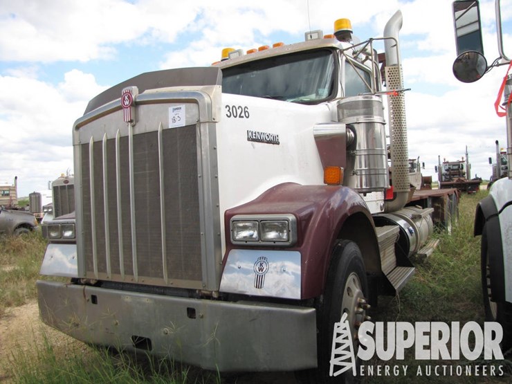 2011-kenworth-w900b-t/a-day-cab-road-winch-truck-image-1