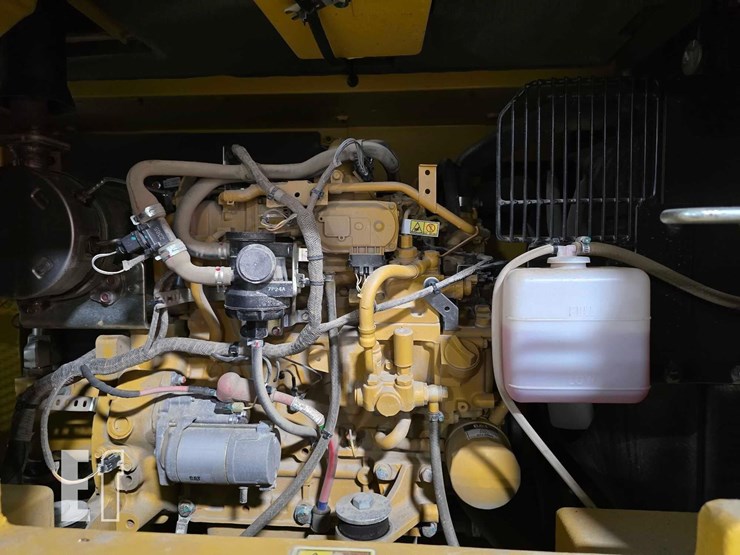 2023-caterpillar-307.5-image-38