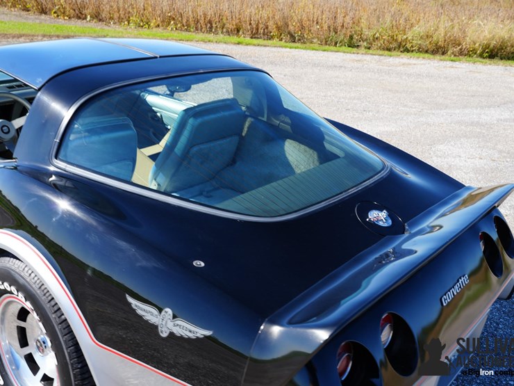 run-#71---1978-chevrolet-corvette-pace-car-edition-image-19
