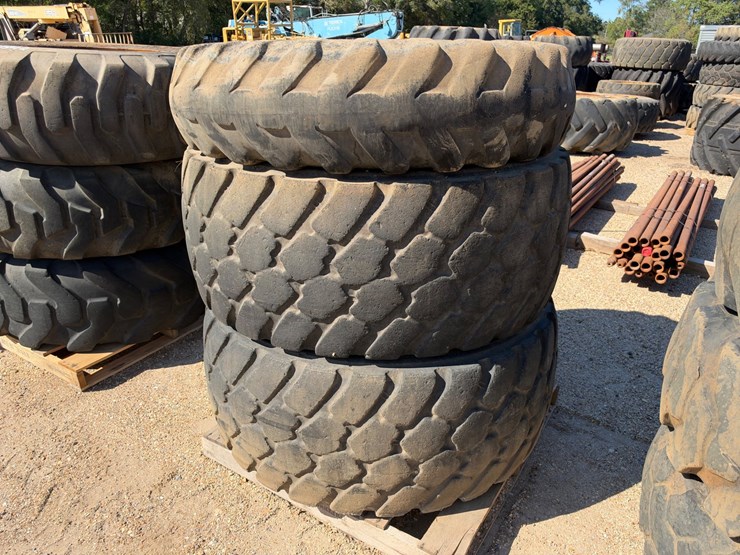 #41541-•-(3)-various-equipment-tires-image-2