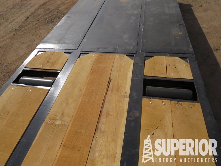 2002-kalyn-siebert-l80-4-60t-4-axle-narrow-neck-oilfield-lowboy-trailer-image-6
