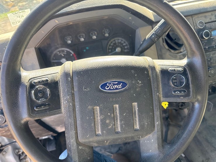 2016-ford-f550-image-26