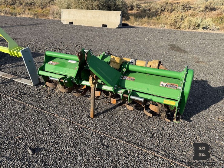 john-deere-665-rotary-tiller-image-2