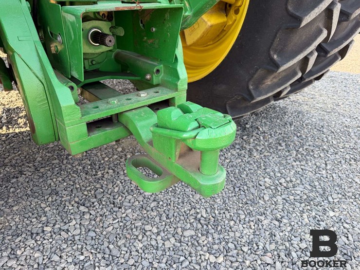 2011-john-deere-8335r-tractor-image-41